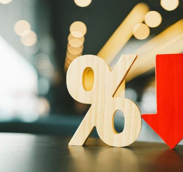 How Our Sales Team Helps Small Businesses Beat Inflation, One Swipe at a Time